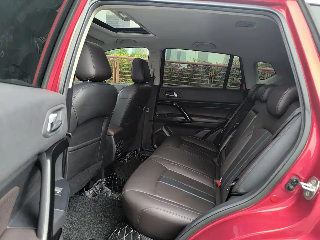 GAC Trumpchi GS4 2018 — фото 10