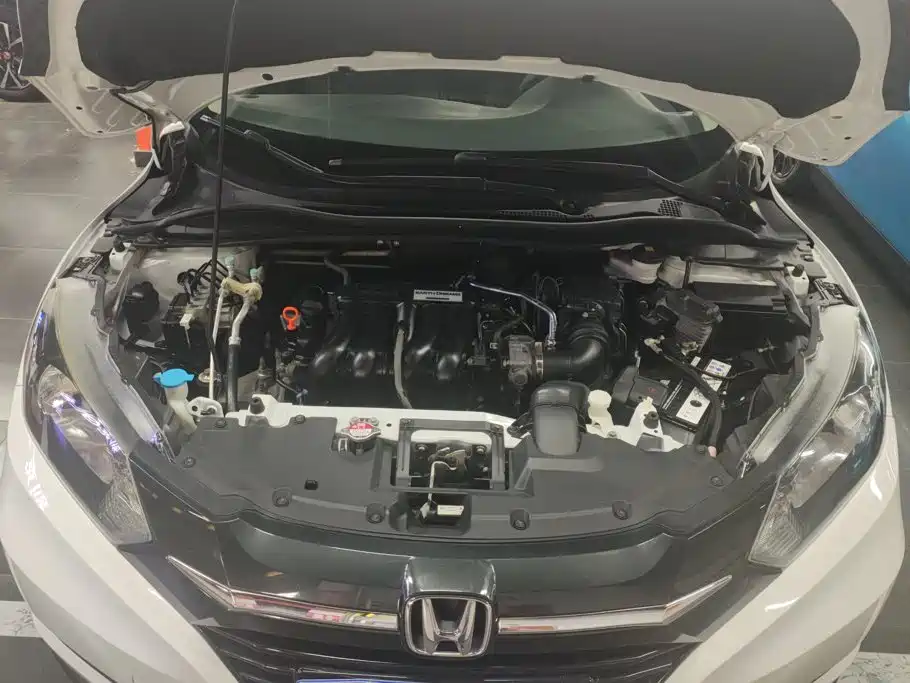 Honda Vezel 2015 — фото 10
