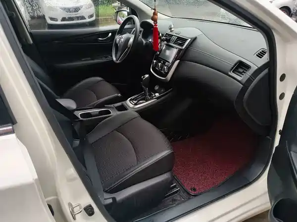 Nissan Tiida 2018