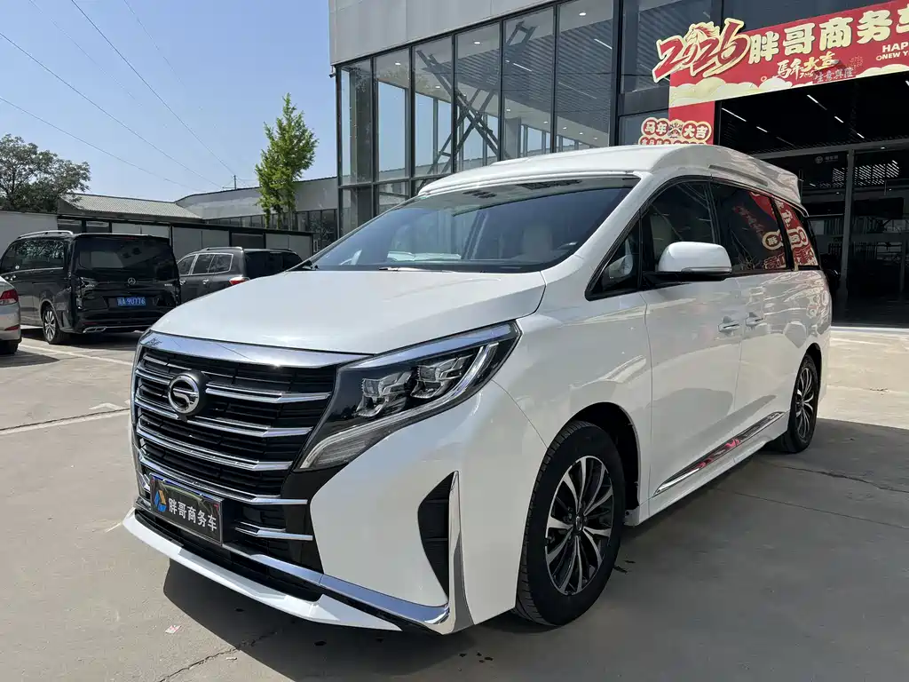 GAC Motor Trumpchi M8 2022 — фото 1