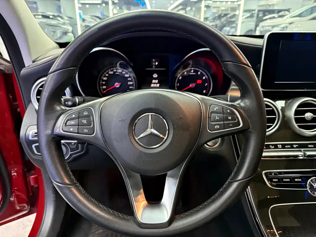 Mercedes-Benz C-Class 2018 — фото 12
