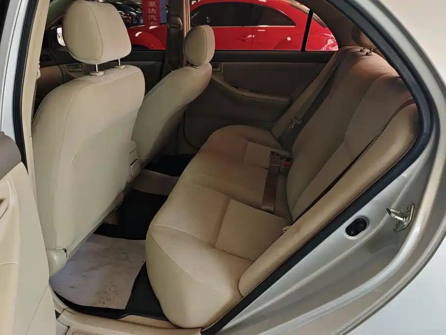 Toyota Corolla 2015 — фото 11