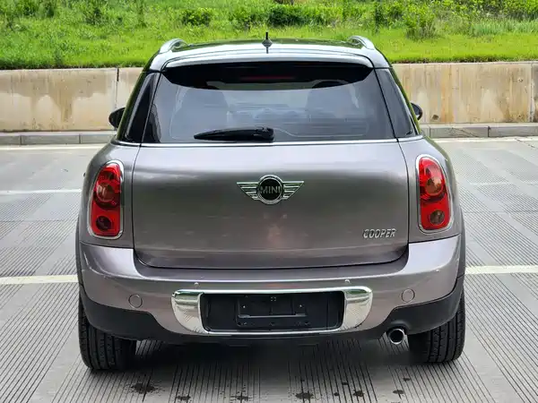 MINI Countryman 2011