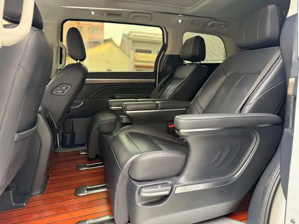 GAC Motor Trumpchi M8 2022 — фото 8