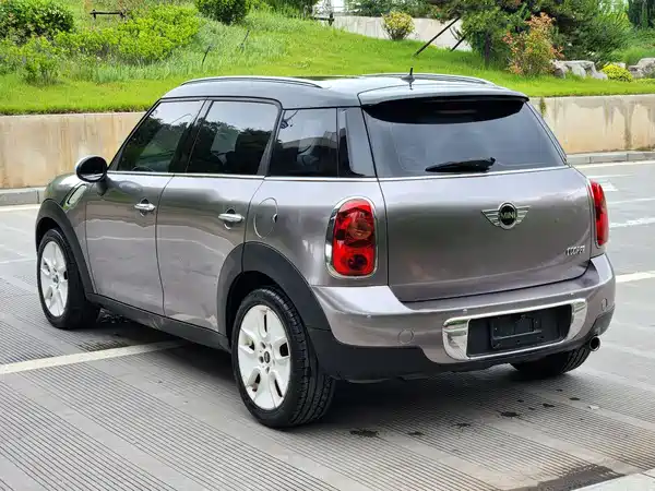 MINI Countryman 2011