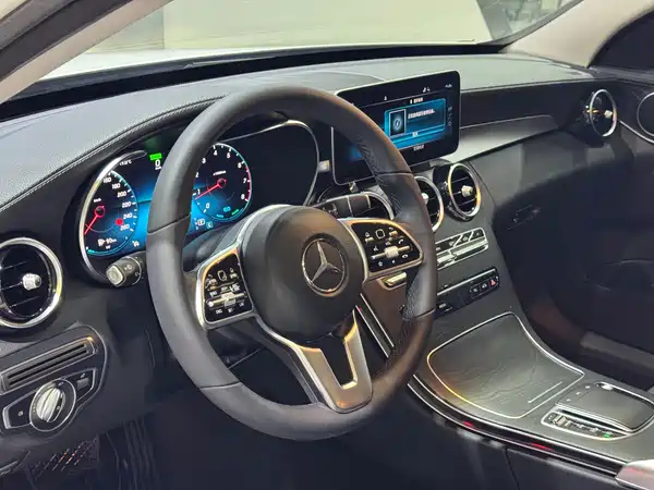 Mercedes-Benz C-Class 2019