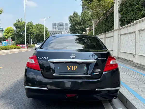 Nissan Teana 2010