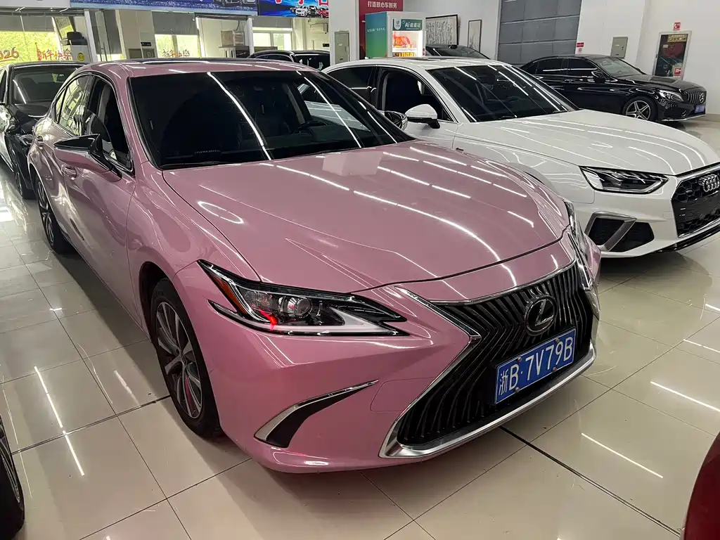 Lexus ES 2020 — фото 2