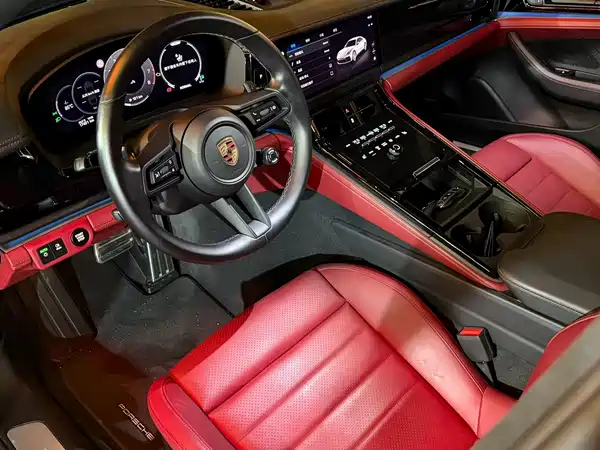 Porsche Panamera 2024