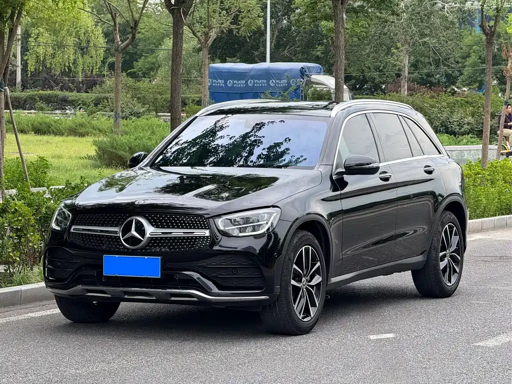 Mercedes-Benz GLC 2021 — фото 1
