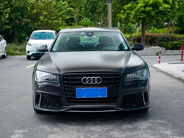 Audi A8 2011