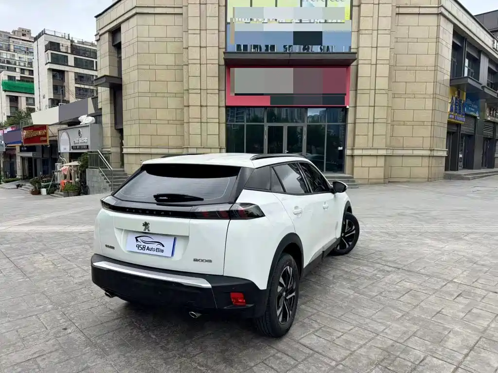 Peugeot 2008 2023