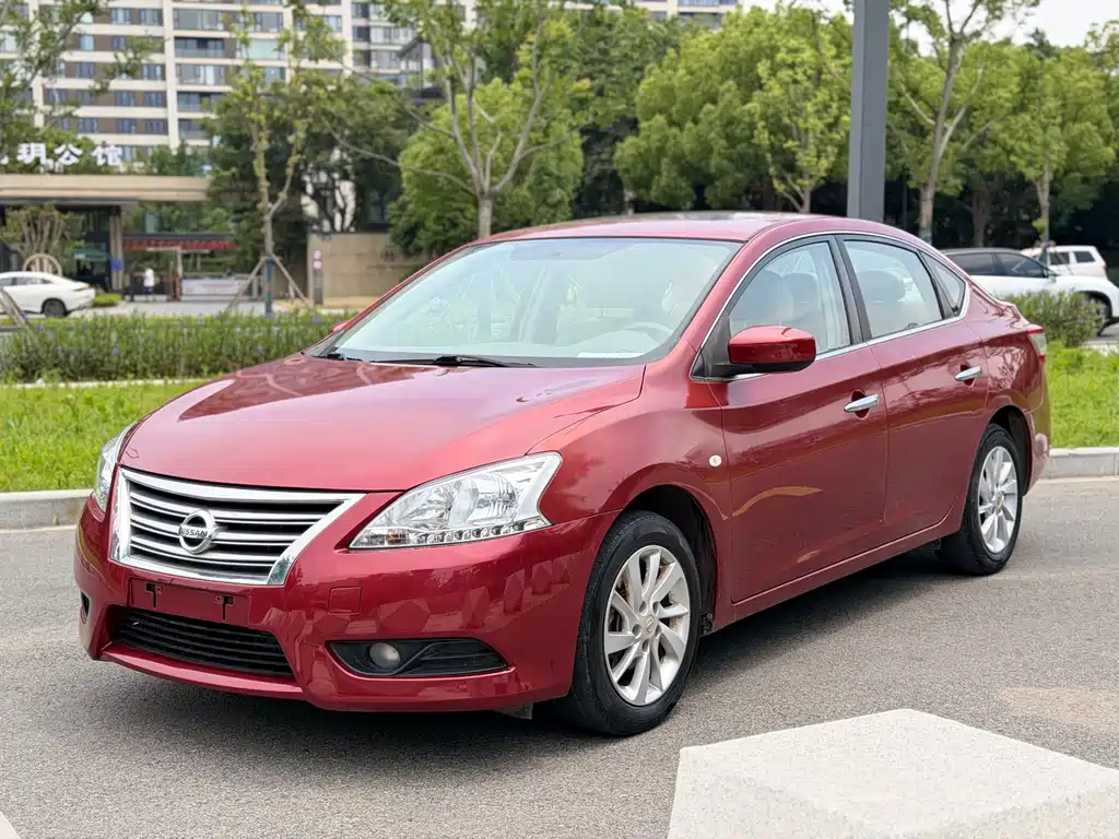 Nissan Sylphy 2013 — фото 1