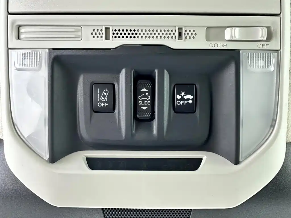 Subaru Forester 2022 — фото 10