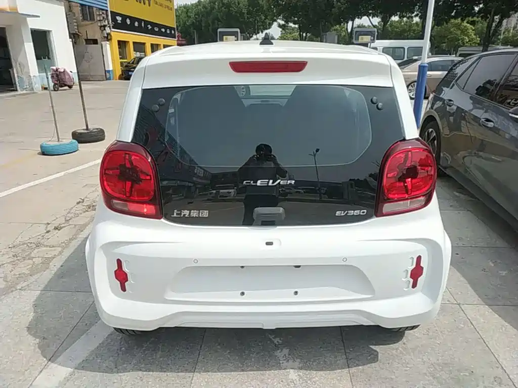 Roewe Clever 2022 — фото 6