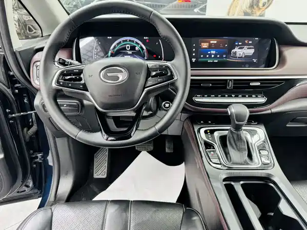 GAC Trumpchi M6 2022