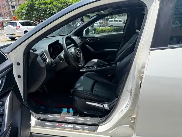 Mazda CX-4 2018