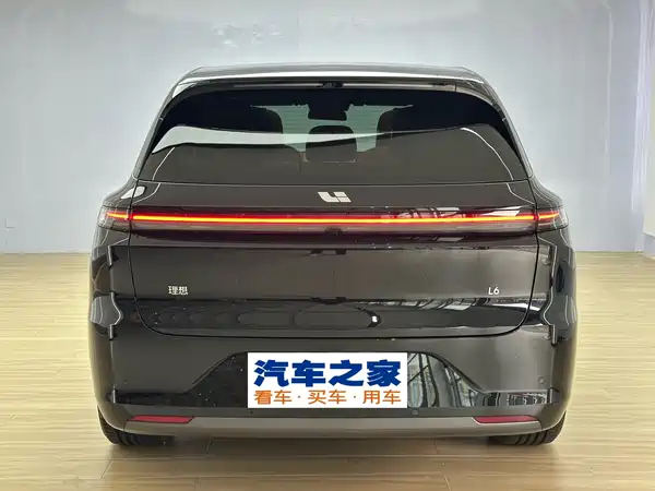 Li Auto L6 2026