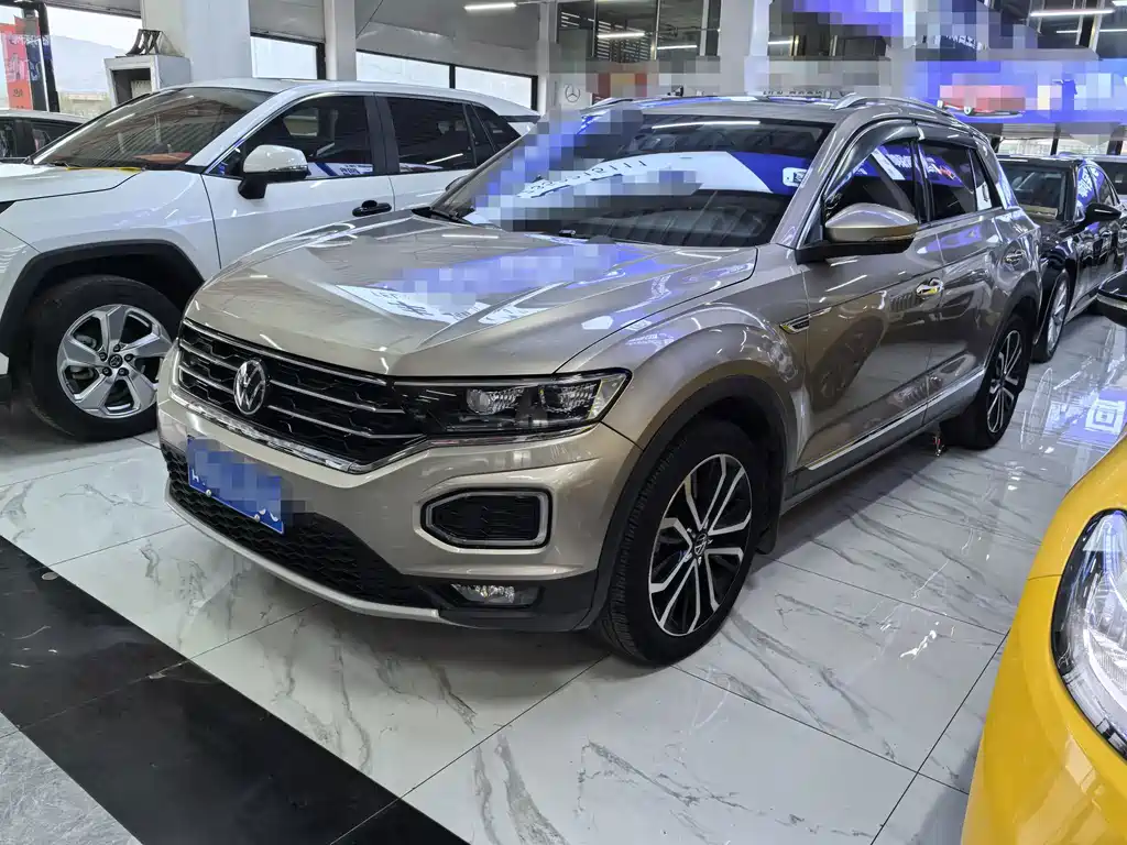 Volkswagen T-Roc 2022 — фото 1