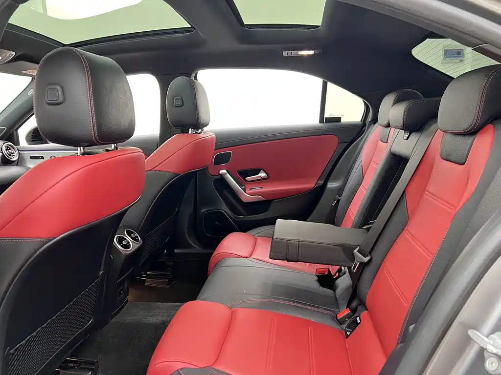 Mercedes-Benz A-Class AMG 2021 — фото 10