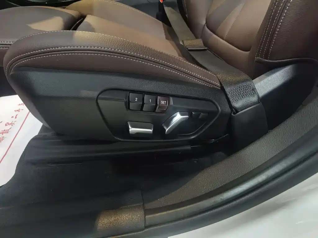 BMW X2 2023 — фото 13