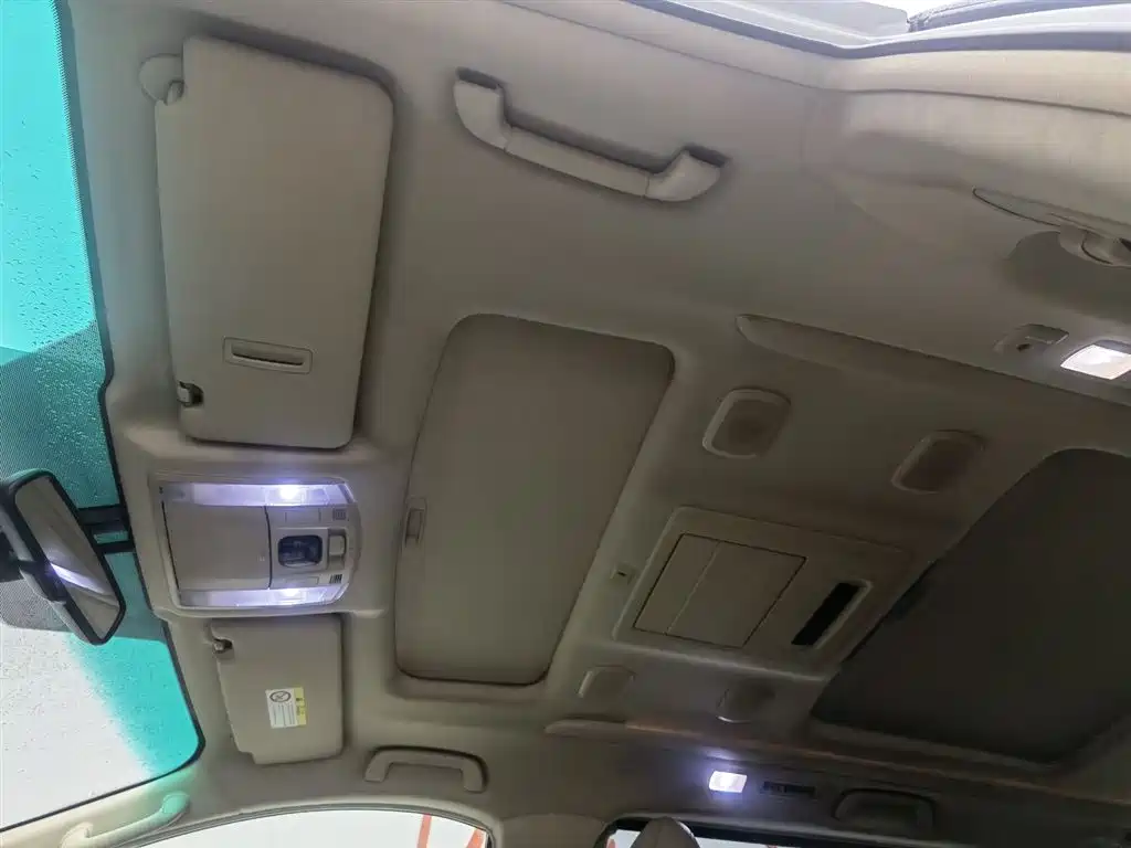 Toyota Alphard 2014 — фото 14