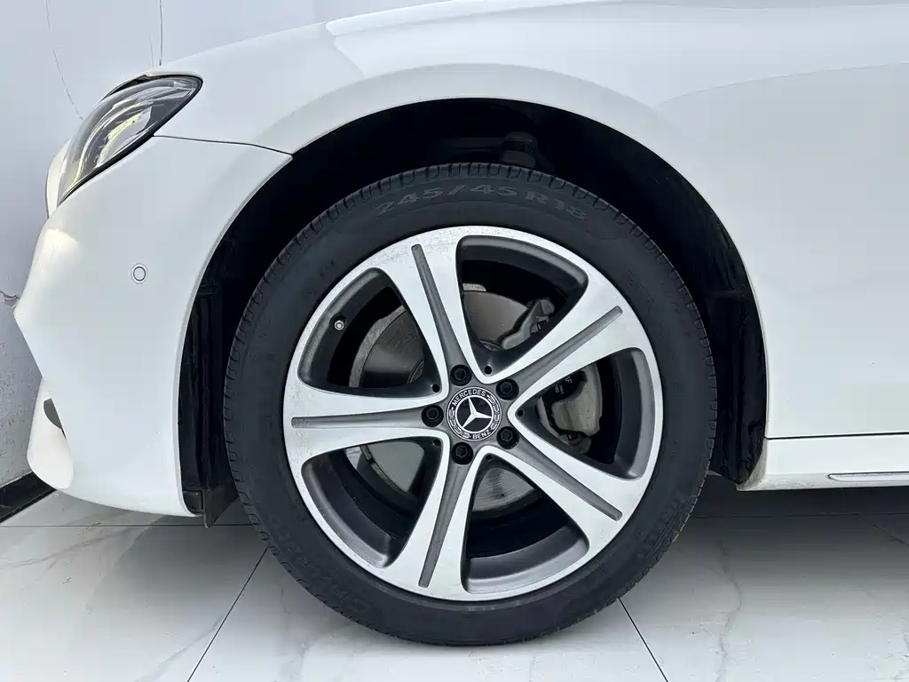 Mercedes-Benz E-Class 2018 — фото 7