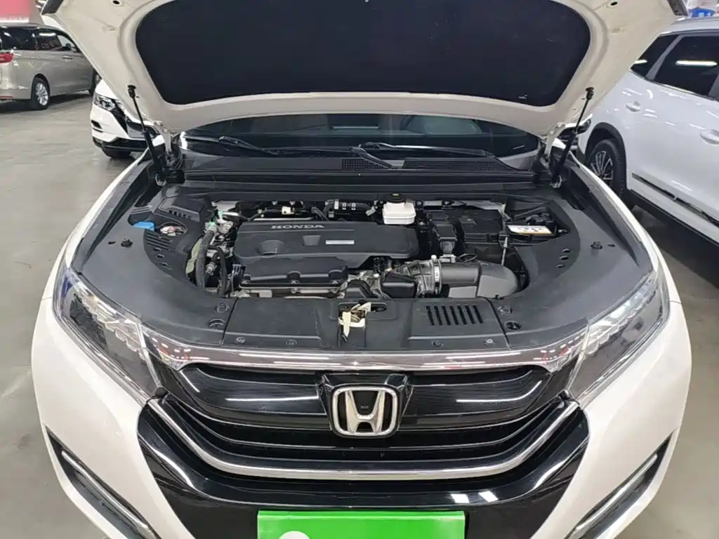 Honda UR-V 2017 — фото 20
