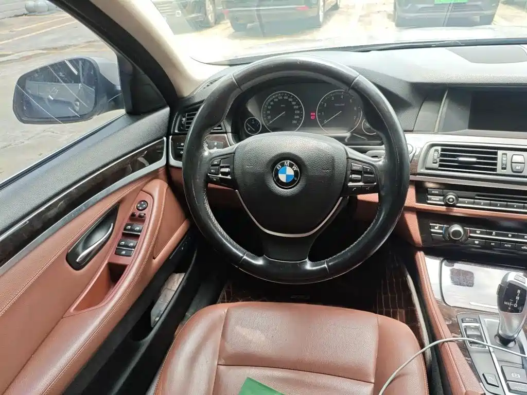 BMW 5 Series 2016