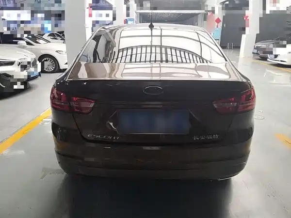 Ford Escort 2017