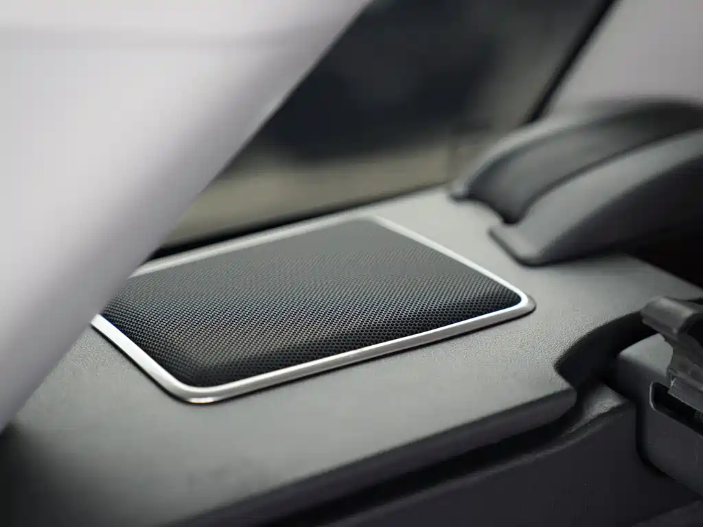 Land Rover Sport 2022 — фото 14