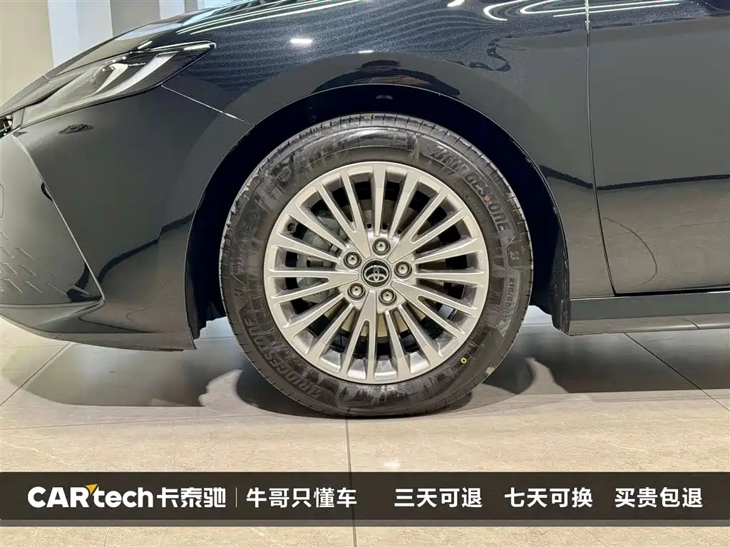 Toyota Camry 2026 — фото 11