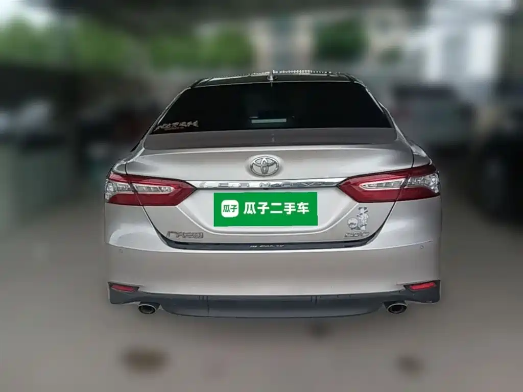 Toyota Camry 2022 — фото 10