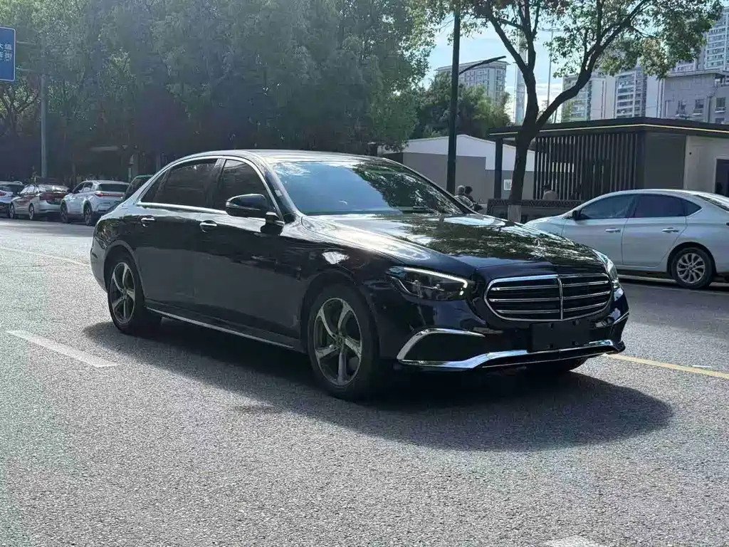 Mercedes-Benz E-Class 2019 — фото 2