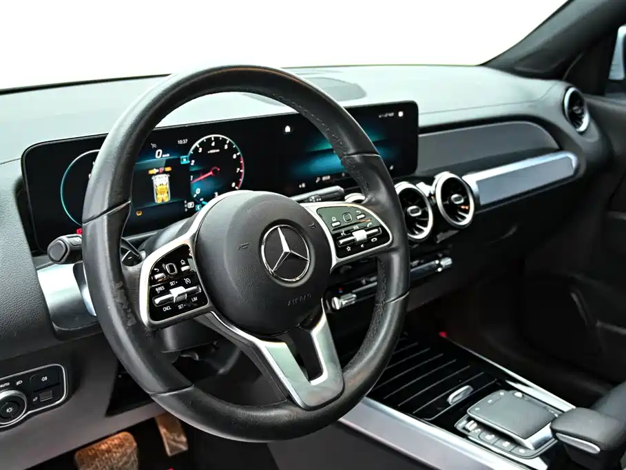 Mercedes-Benz GLB 2022 — фото 15