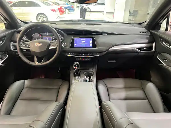 Cadillac XT4 2022