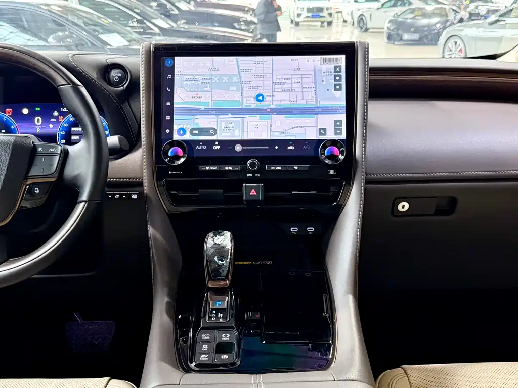 Toyota Alphard 2025 — фото 19