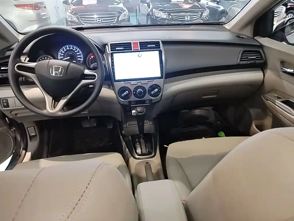 Honda City Classic 2014 — фото 10
