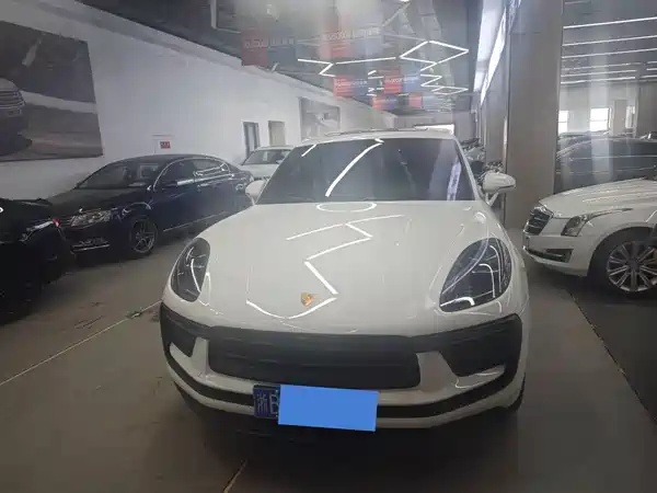 Porsche Macan 2023