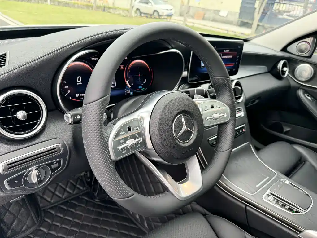 Mercedes-Benz C-Class 2020 — фото 30