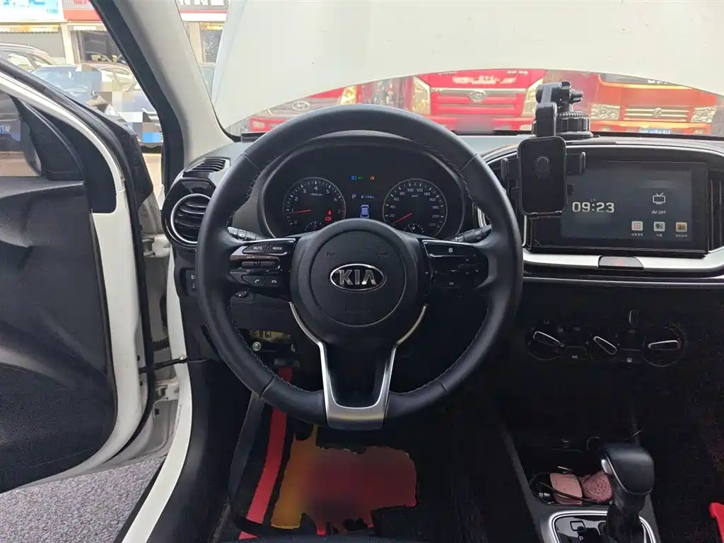 Kia KX1 2021 — фото 11