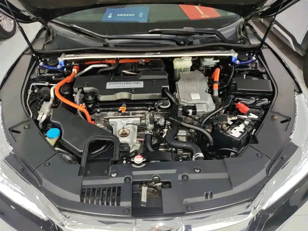 Honda Accord 2018 — фото 20