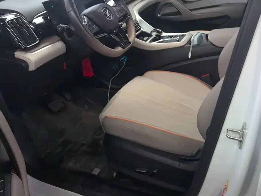 BYD Song Pro New Energy 2024 — фото 9