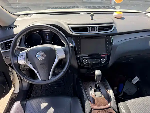 Nissan X-Trail 2016