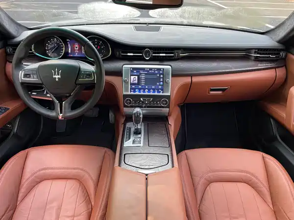Maserati Quattroporte 2014