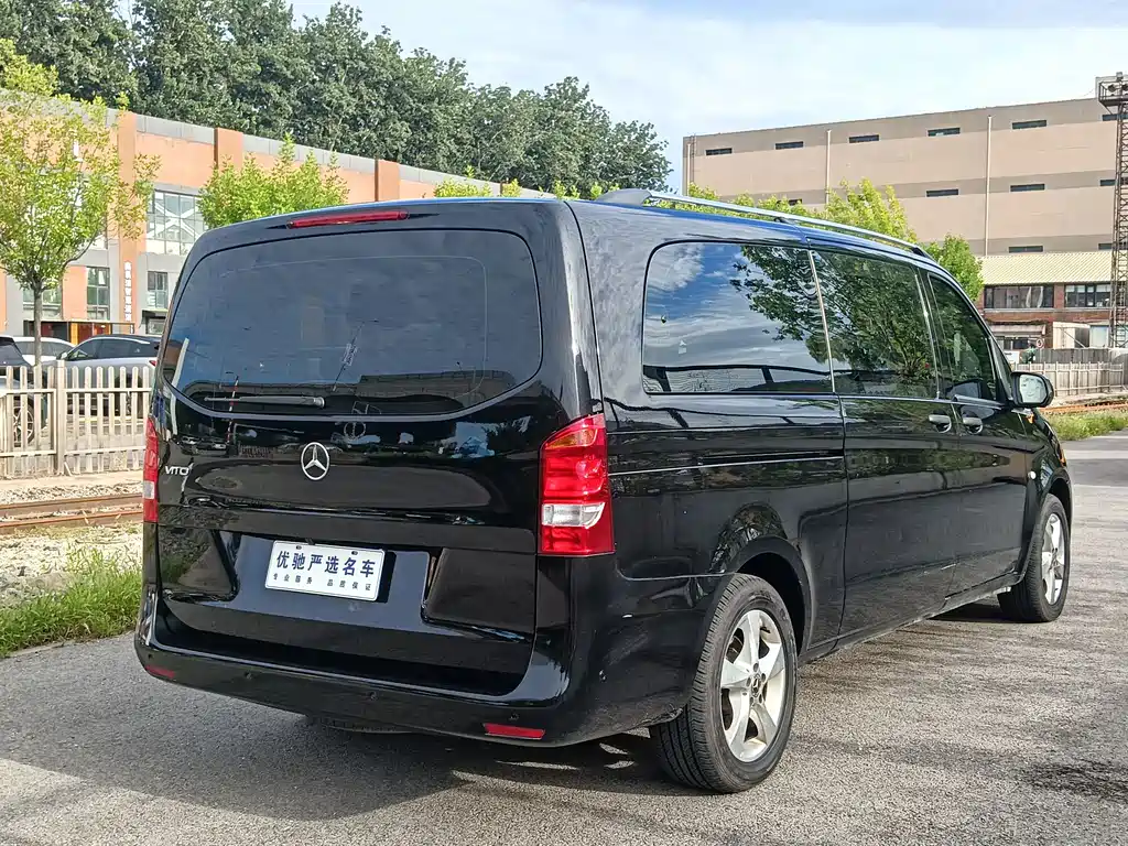 Mercedes-Benz Vito 2018 — фото 9