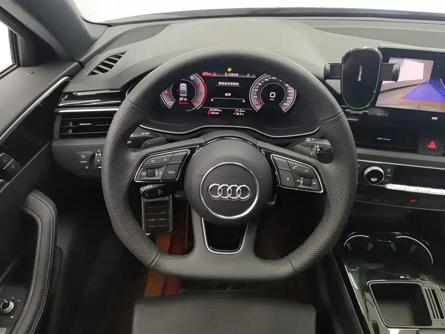 Audi A4L 2024 — фото 15