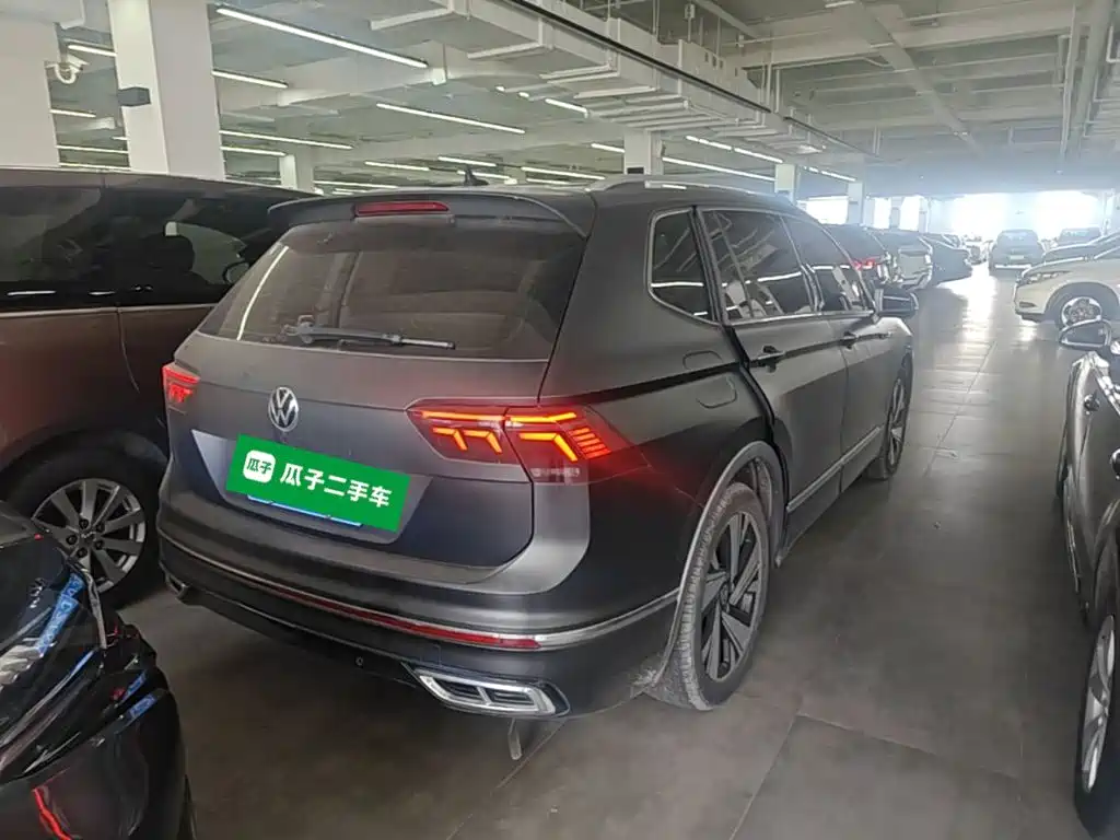 Volkswagen Tiguan L 2023