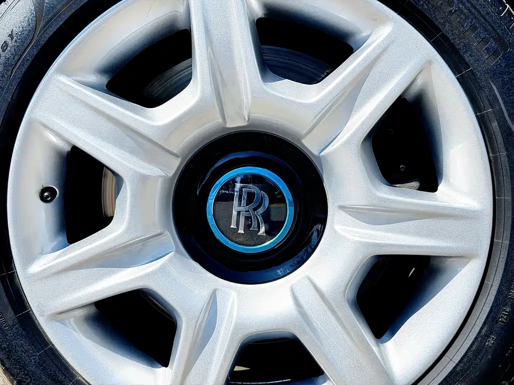 Rolls-Royce Ghost 2013 — фото 19