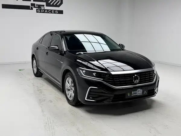 Volkswagen Passat Plug-In Hybrid 2022